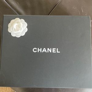 Chanel gift box